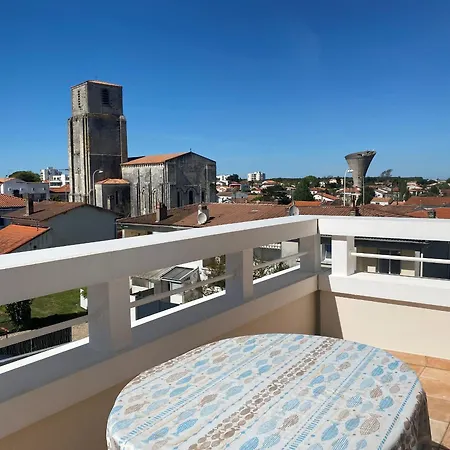 : Bel 2 Pers. Avec Ascenseur, Parking Prive Et Balcon A 850m De La Plage - Fr-1-539-64 Royan