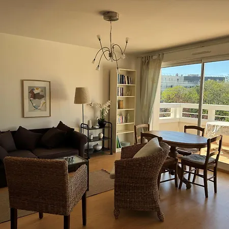 : Bel 2 Pers. Avec Ascenseur, Parking Prive Et Balcon A 850m De La Plage - Fr-1-539-64 *